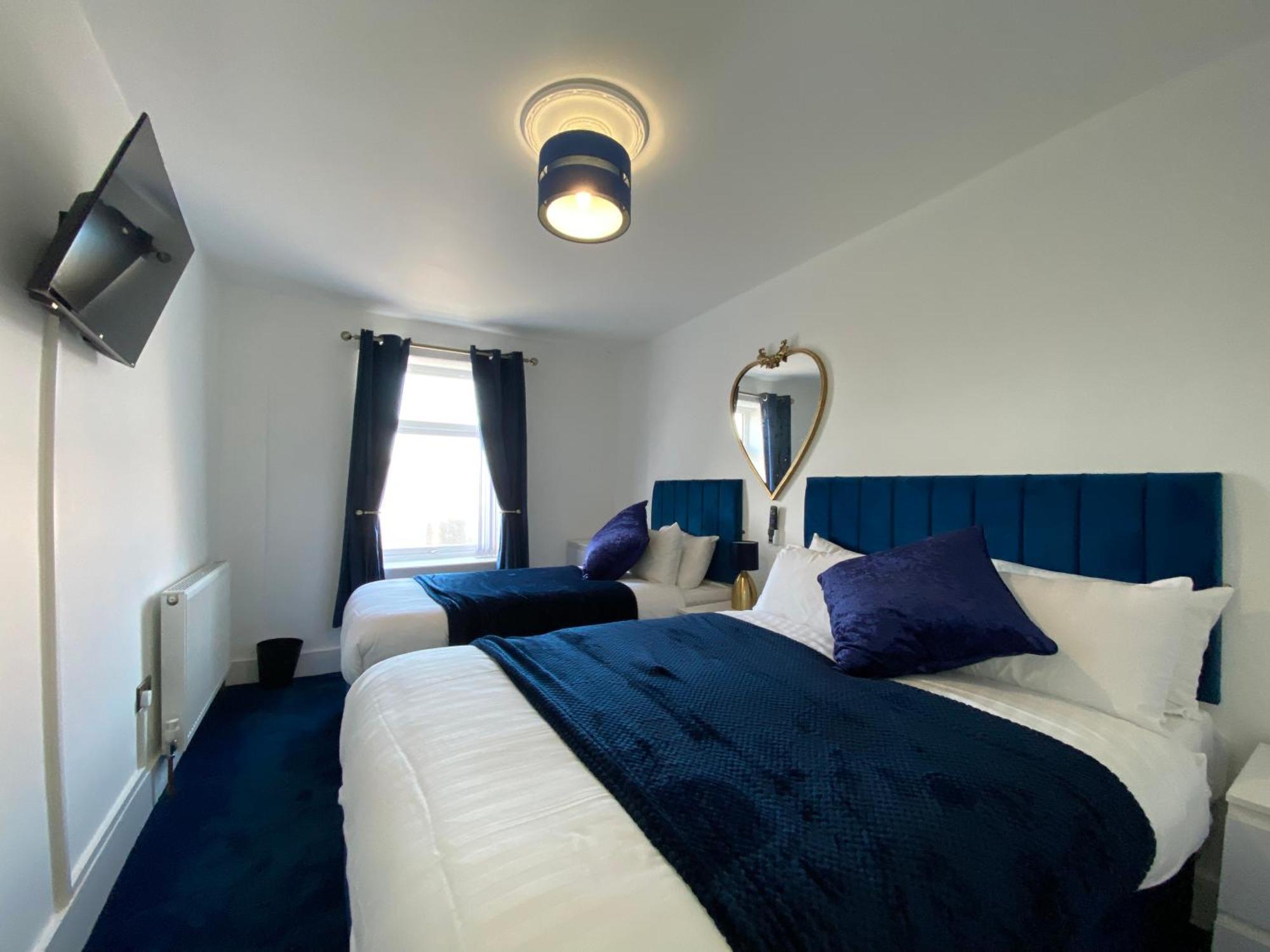 Aquarius Apartment - Sea View - Sleeps Seven Blackpool Exteriér fotografie